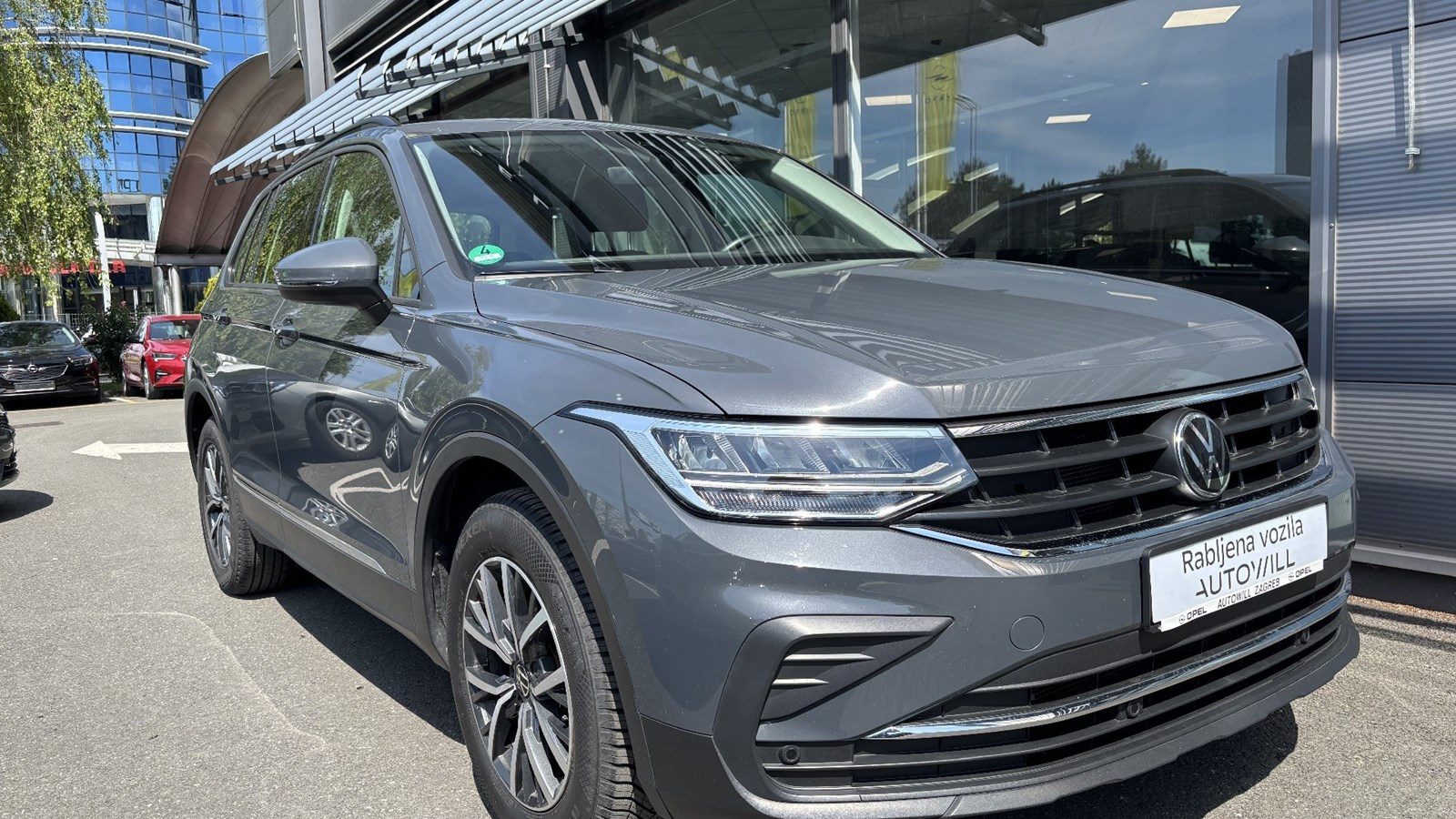 2023 Volkswagen Tiguan — fotografija 3