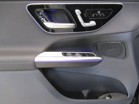2025 Mercedes-Benz GLC AMG Line — sličica 18