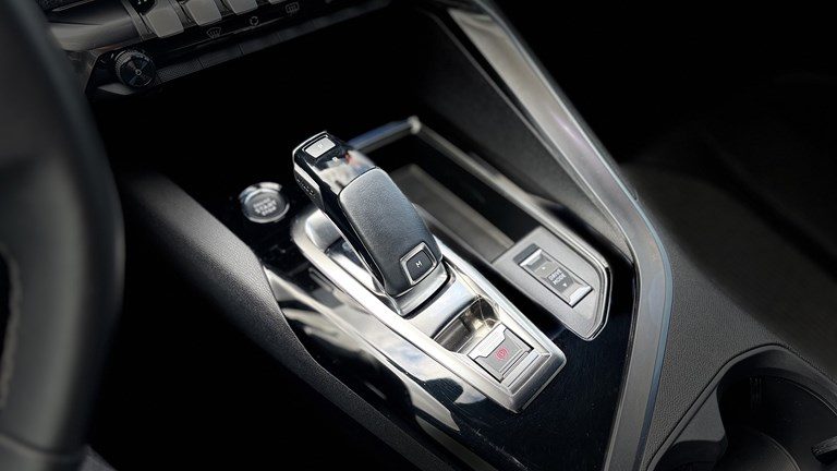 2023 Peugeot 5008 — fotografija 13