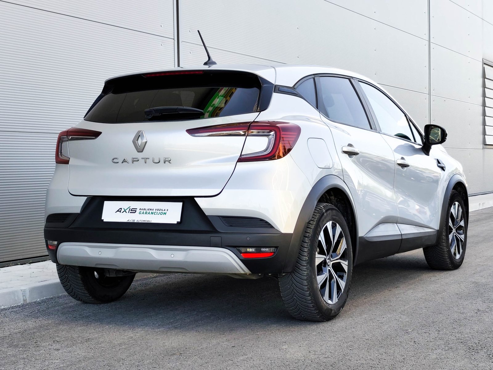 2023 Renault Captur — fotografija 18
