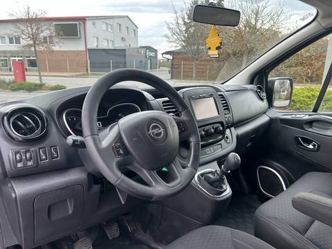 2019 Opel Vivaro — sličica 17