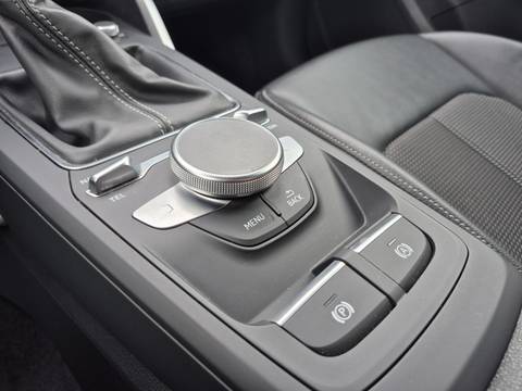 2024 Audi Q2 S line — sličica 23