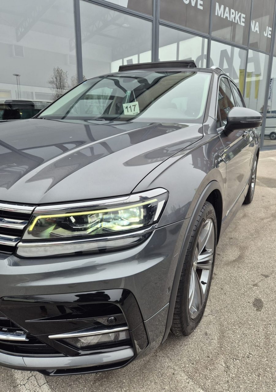 2018 Volkswagen Tiguan — fotografija 21