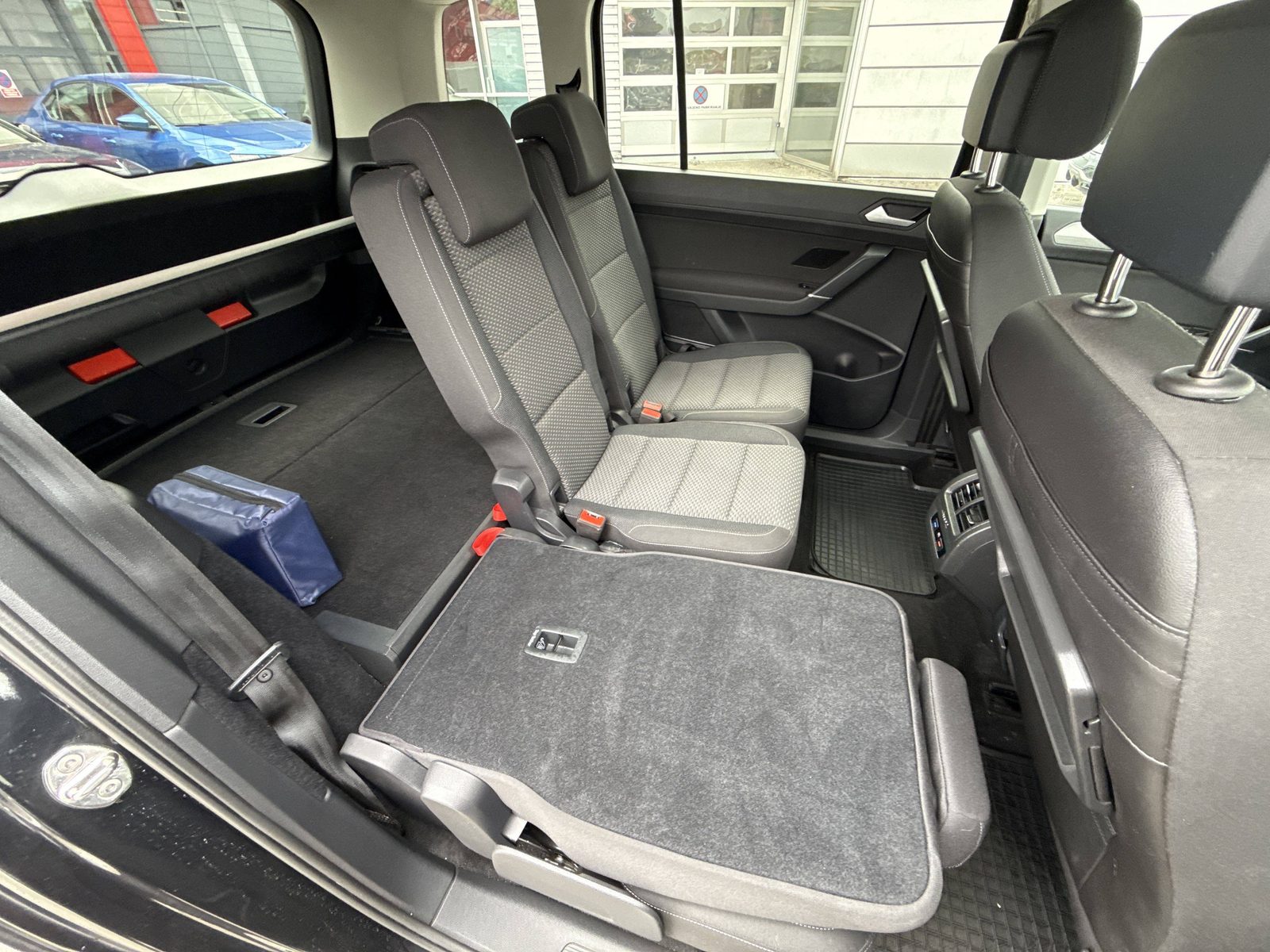 2022 Volkswagen Touran — fotografija 21