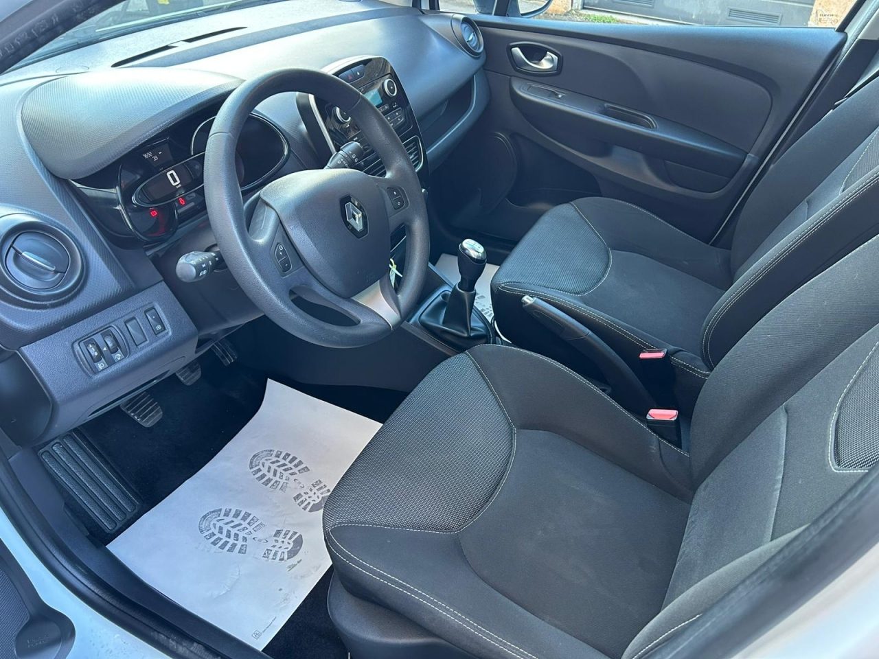 2019 Renault Clio IV — fotografija 15