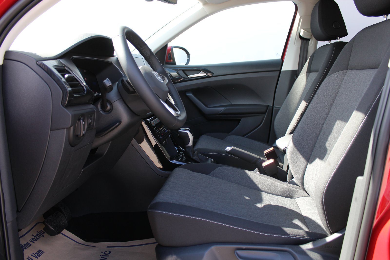 2026 Volkswagen T-Cross — fotografija 8