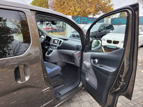 2013 Nissan Nv200 — sličica 26
