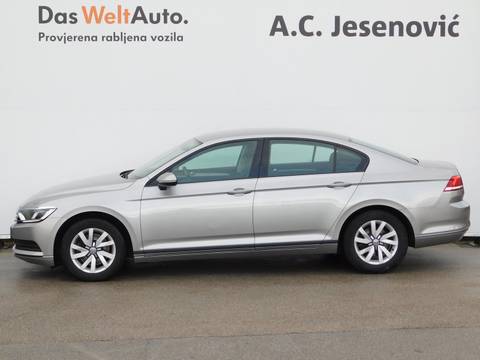 2017 Volkswagen Passat — sličica 6