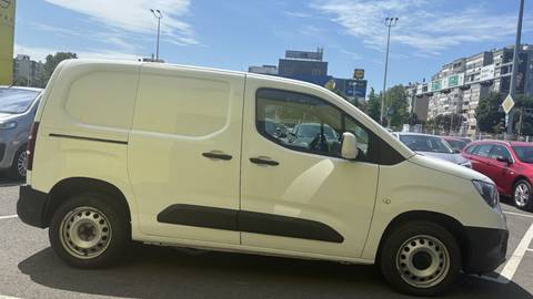 2021 Opel Combo van — sličica 3