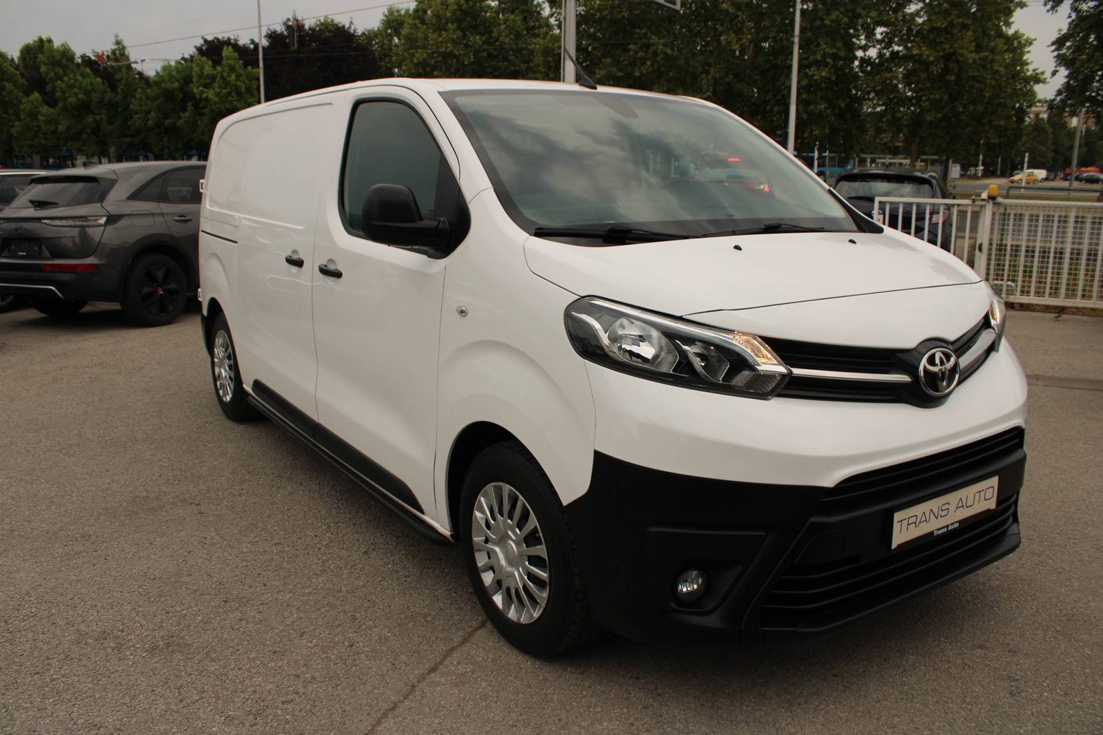 2022 Toyota Proace — fotografija 3