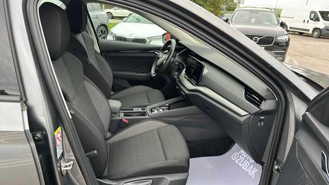 2023 Škoda Octavia — sličica 9