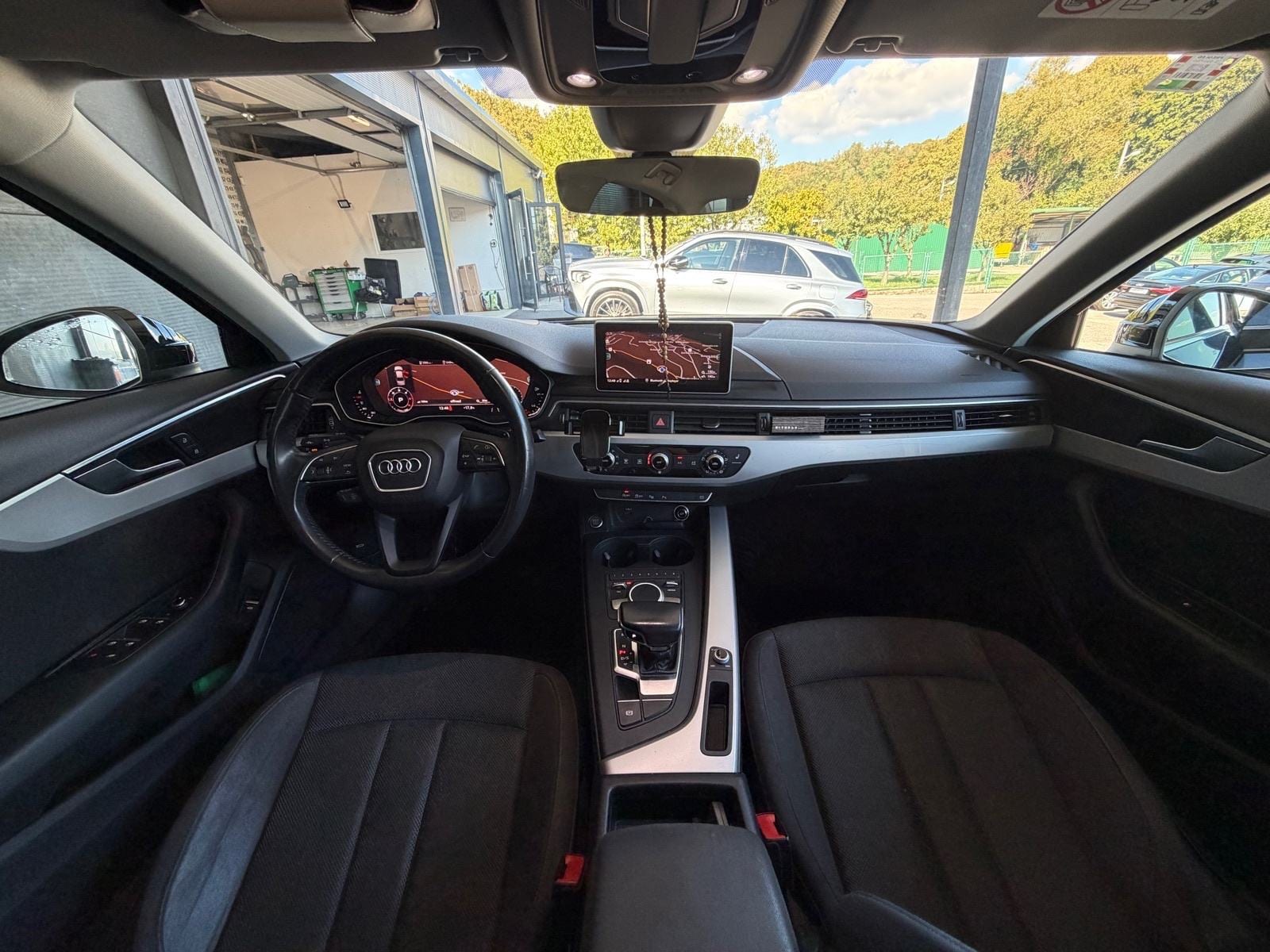 2019 Audi A4 — fotografija 8