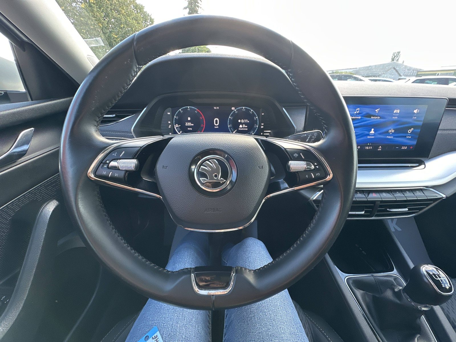 2022 Škoda Octavia Combi — fotografija 23