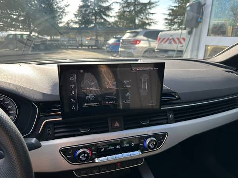2023 Audi A4 S line — sličica 15