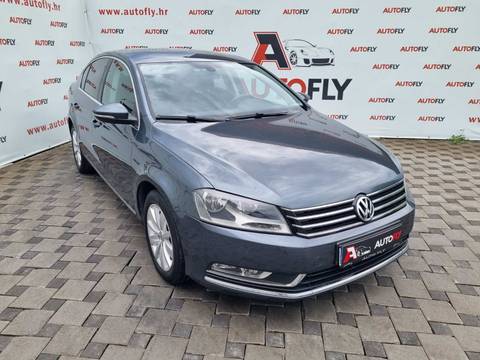 2015 Volkswagen Passat — sličica 3