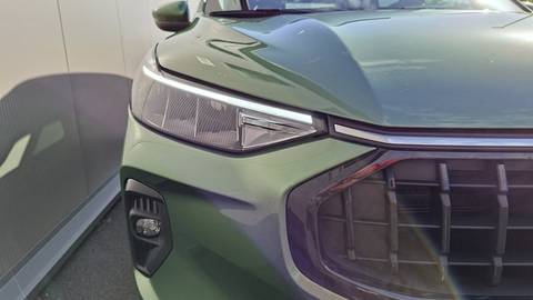 2025 Ford Kuga — sličica 23