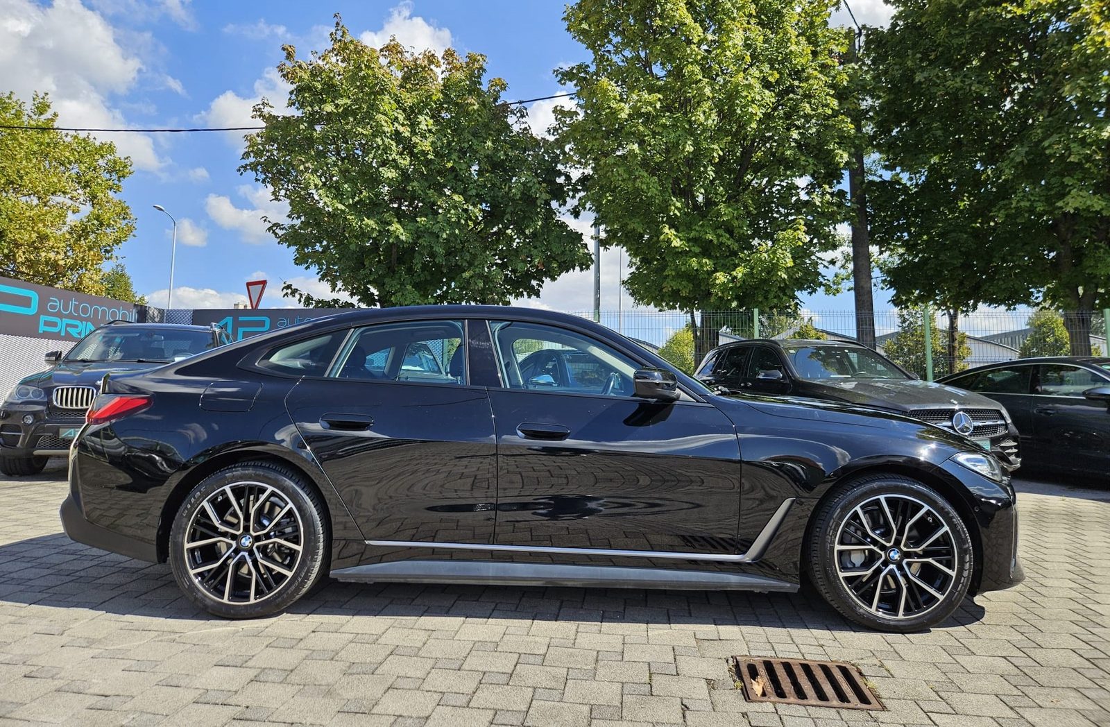 2022 BMW i4 — fotografija 9