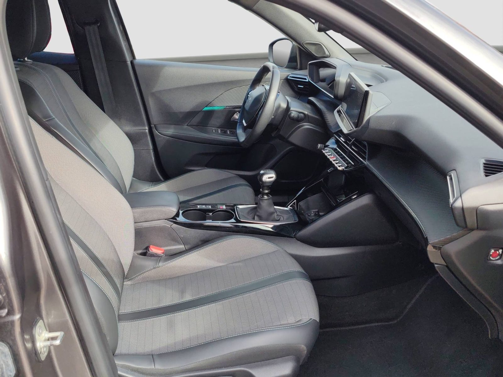 2023 Peugeot 2008 — fotografija 13