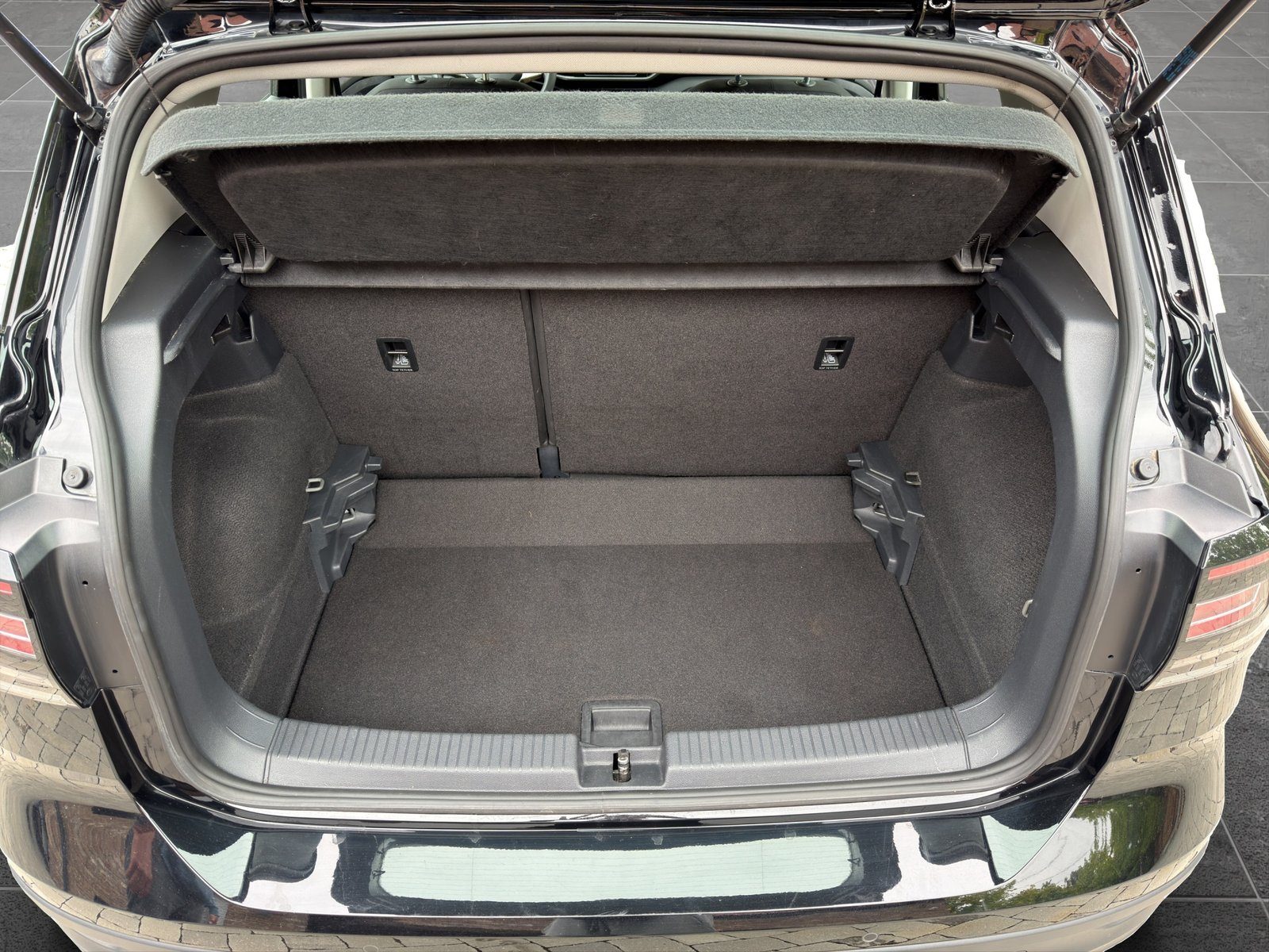 2019 Volkswagen T-Cross — fotografija 17