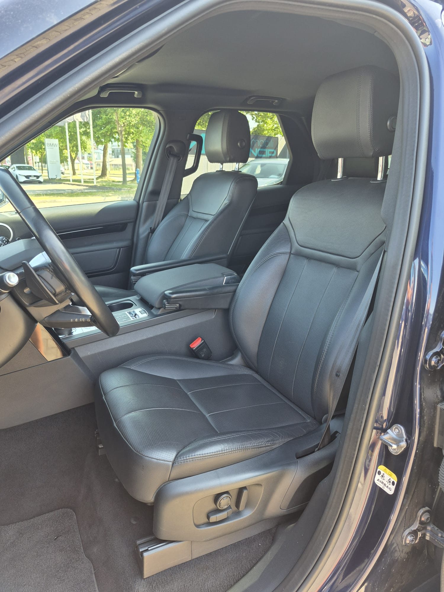 2019 Land Rover Discovery — fotografija 23