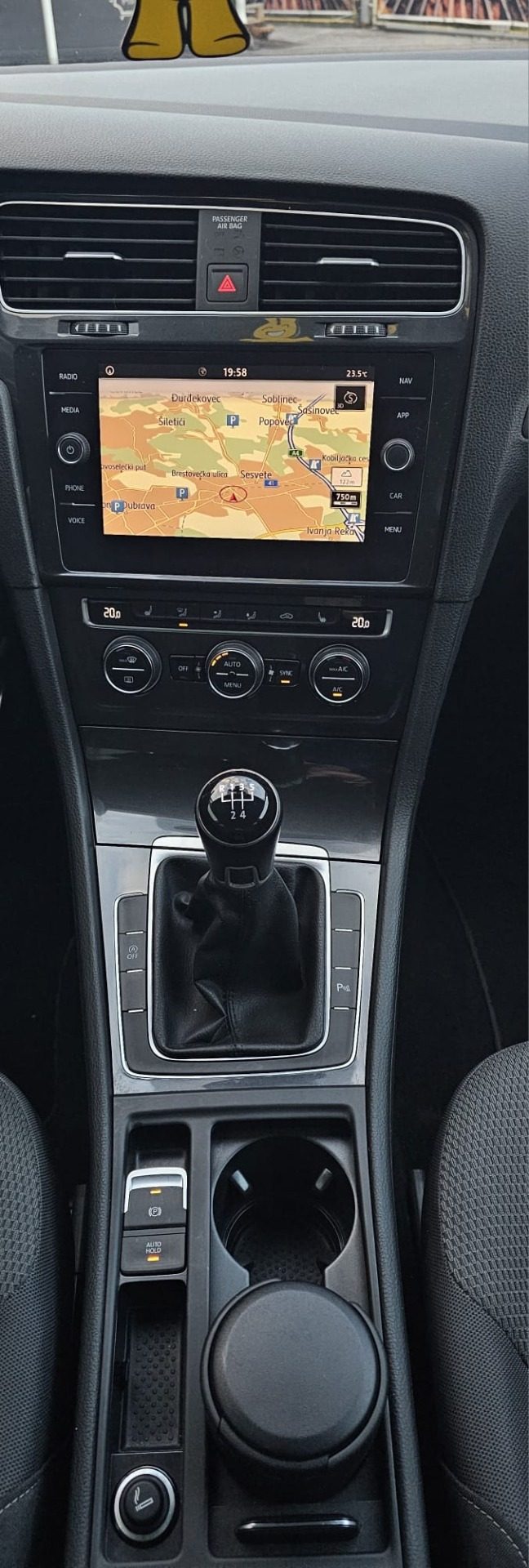 2019 Volkswagen Golf — fotografija 11