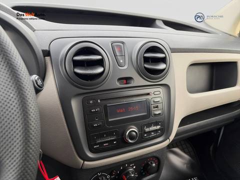 2017 Dacia Dokker — sličica 14
