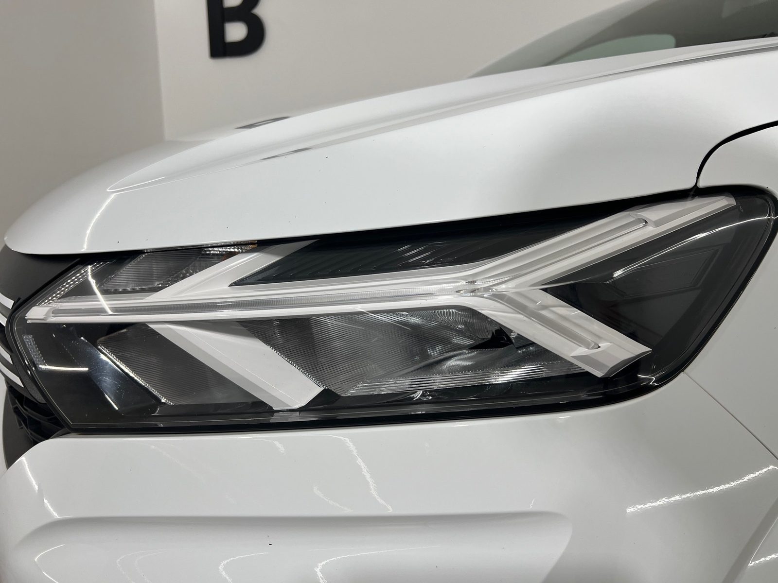 2023 Dacia Sandero — fotografija 9
