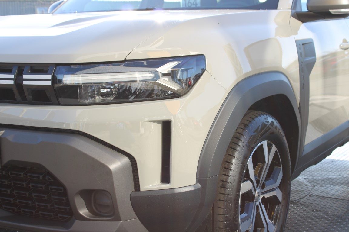 2025 Dacia Duster — fotografija 6