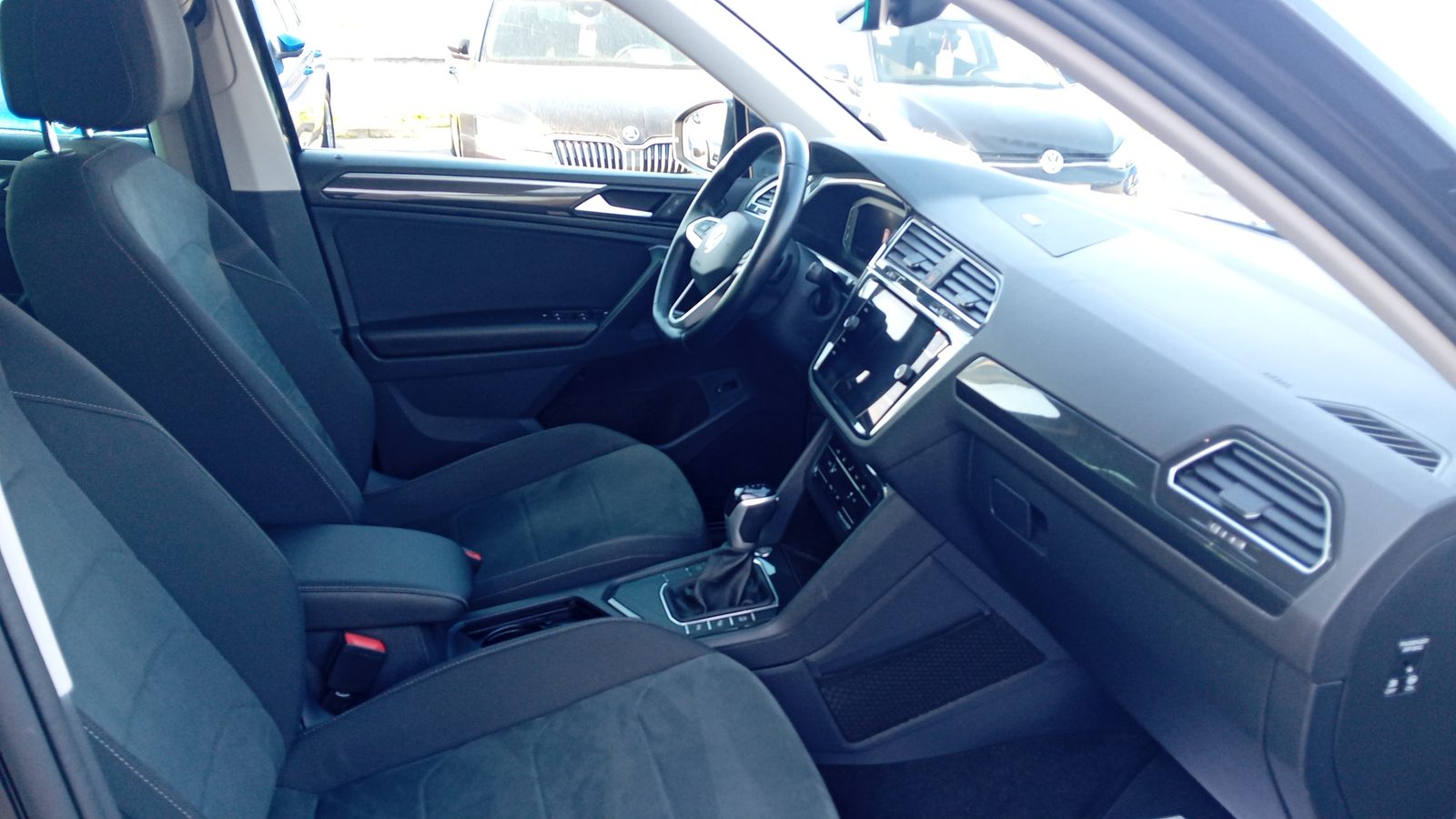 2021 Volkswagen Tiguan — fotografija 9