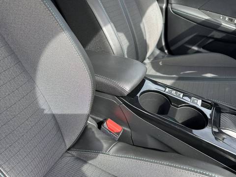 2023 Peugeot 2008 — sličica 24