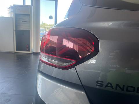 2025 Dacia Sandero — sličica 13