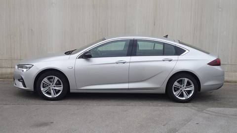 2022 Opel Insignia — sličica 3
