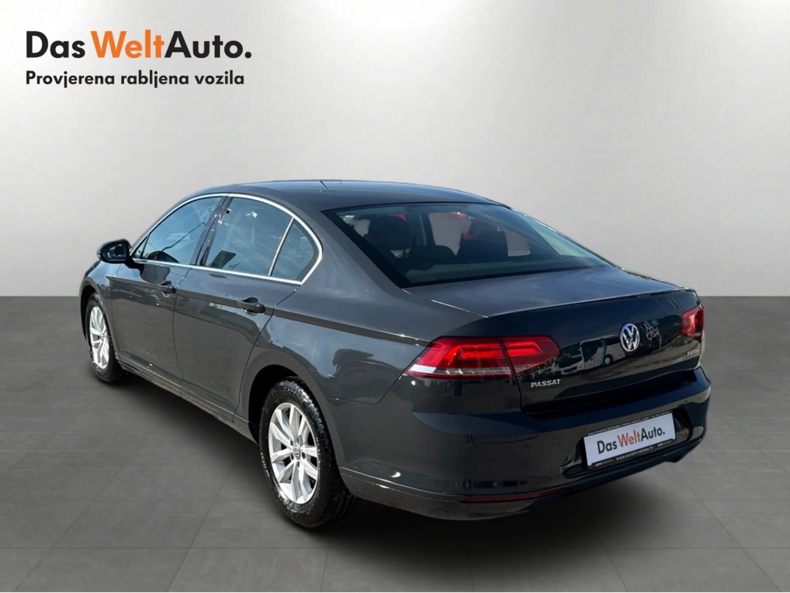 2017 Volkswagen Passat — fotografija 3