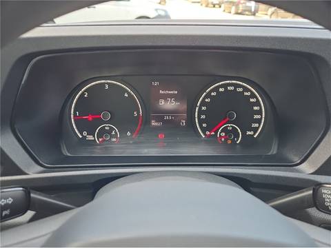 2023 Volkswagen Caddy — sličica 12