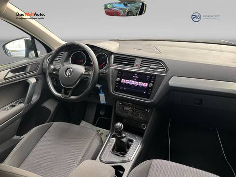 2017 Volkswagen Tiguan — sličica 10
