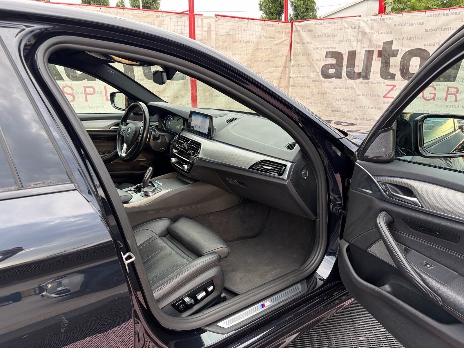 2019 BMW Serija 5 — fotografija 10