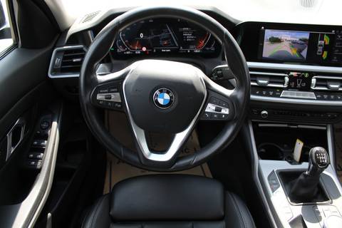 2022 BMW Serija 3 — sličica 10
