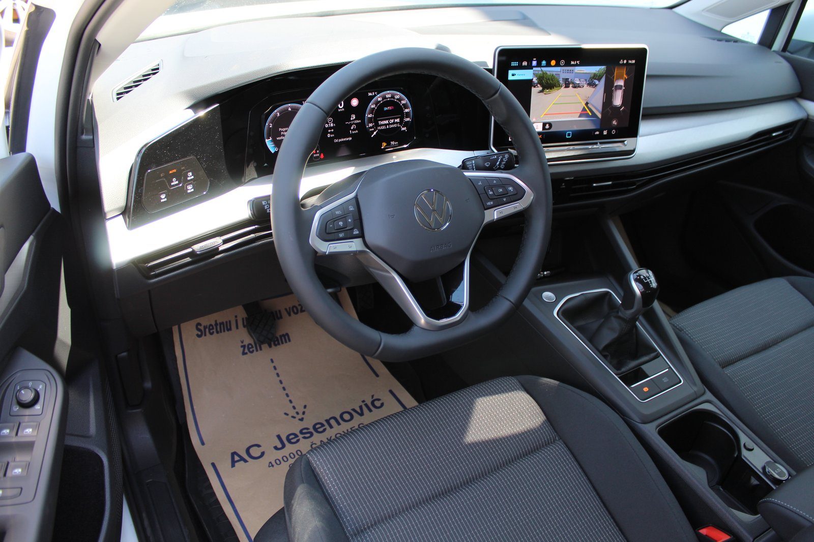 2026 Volkswagen Golf — fotografija 8