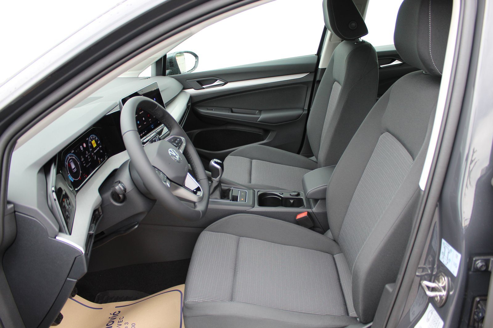 2026 Volkswagen Golf — fotografija 7