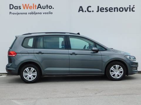 2018 Volkswagen Touran — sličica 4