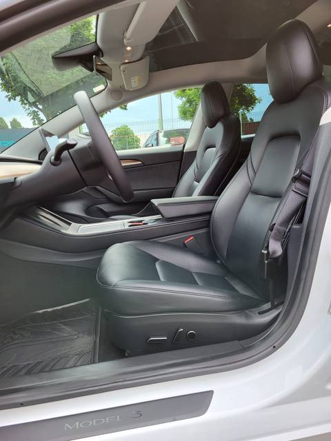 2021 Tesla Model 3 — sličica 12