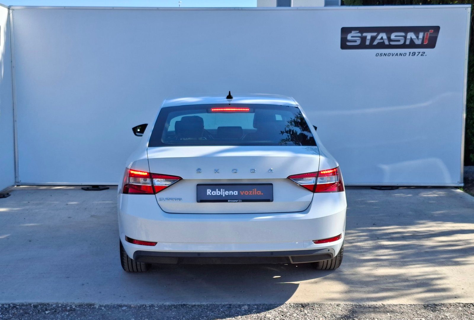 2022 Škoda Superb — fotografija 5