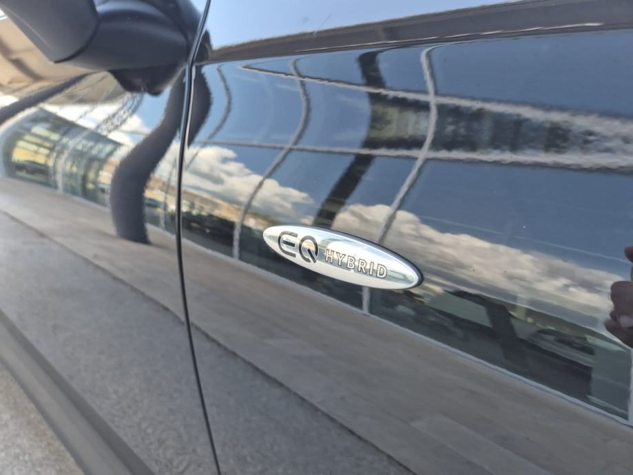 2025 Mercedes-Benz GLC — fotografija 7