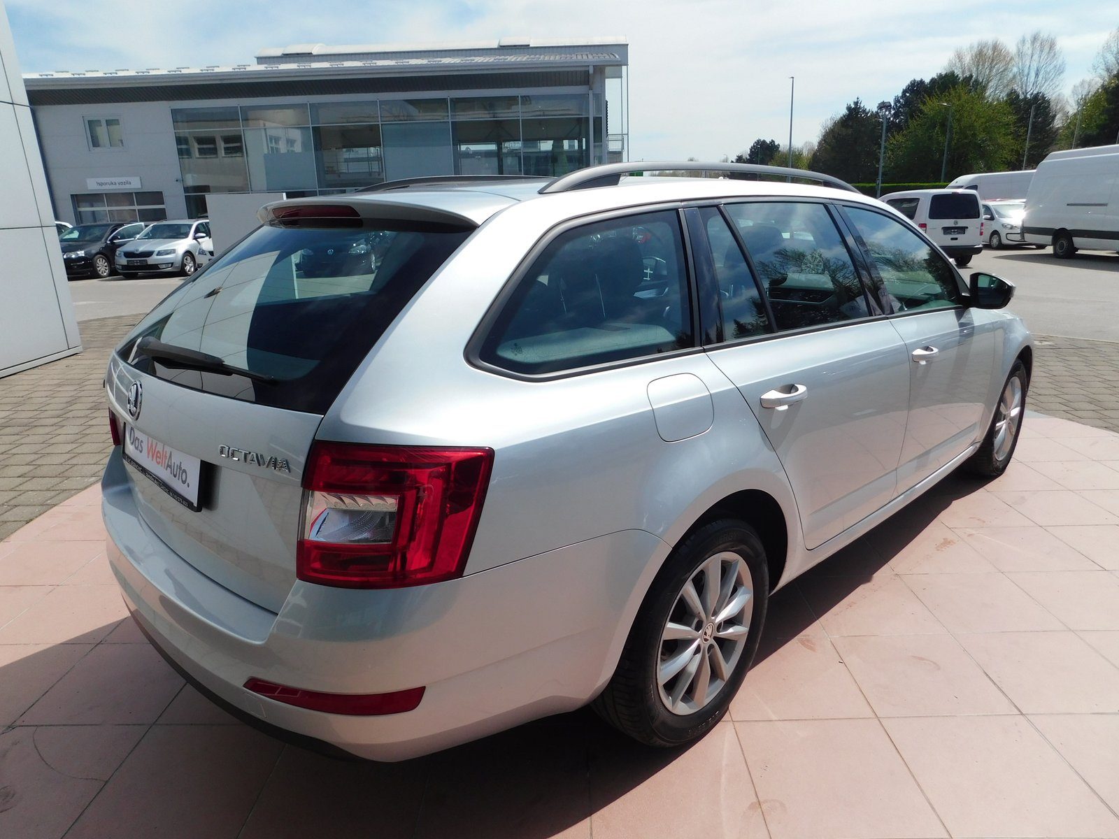 2016 Škoda Octavia Combi — fotografija 5