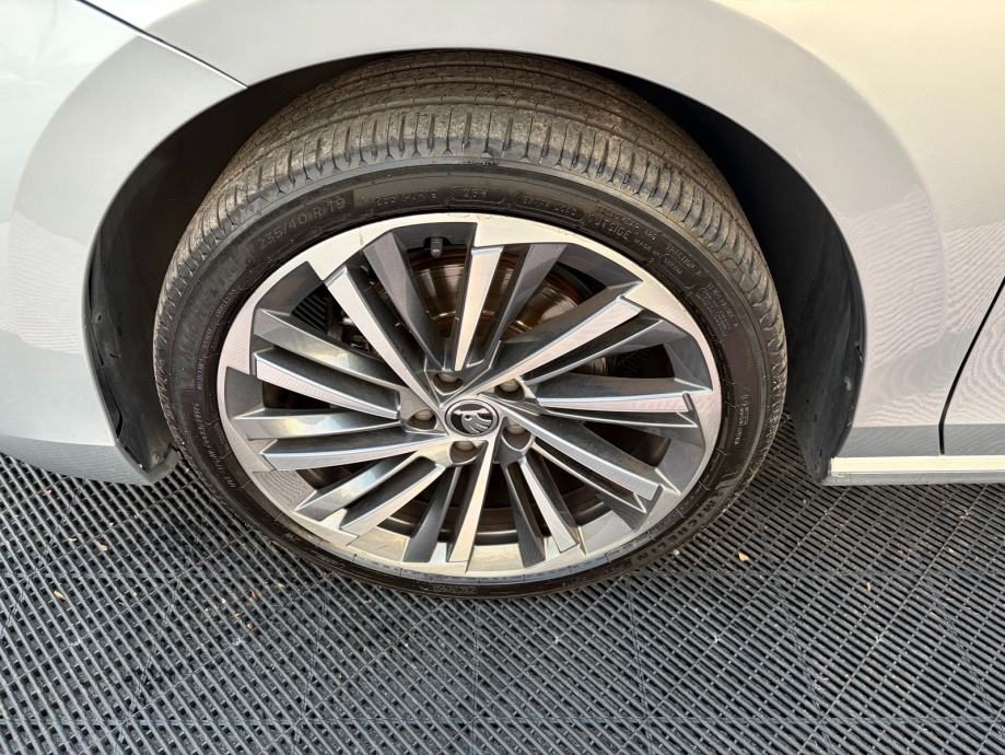 2024 Škoda Superb — fotografija 29