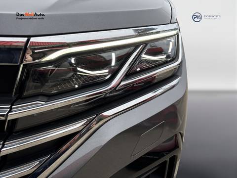 2023 Volkswagen Touareg R-Line — sličica 20