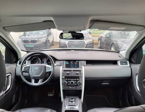2017 Land Rover Rover — sličica 15