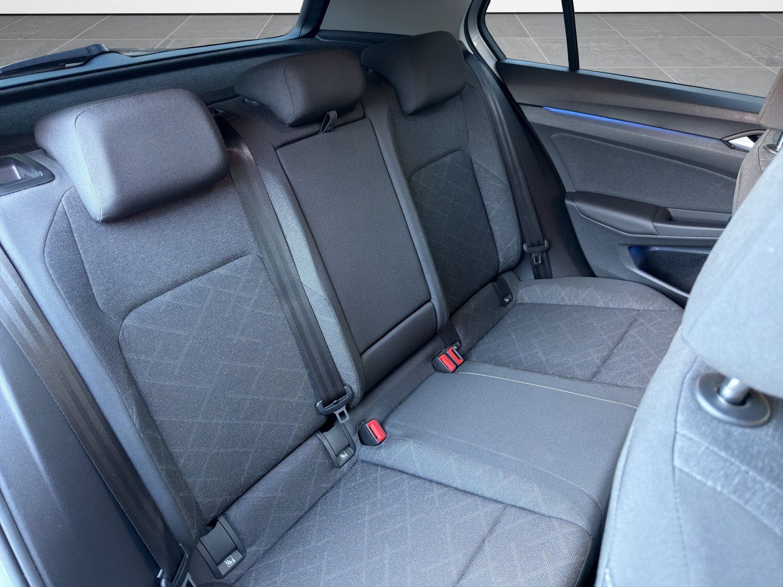 2024 Volkswagen Golf — fotografija 13