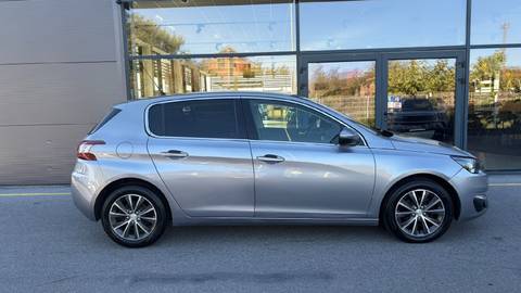 2014 Peugeot 308 — sličica 8
