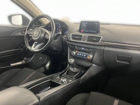 2017 Mazda 3 — sličica 21
